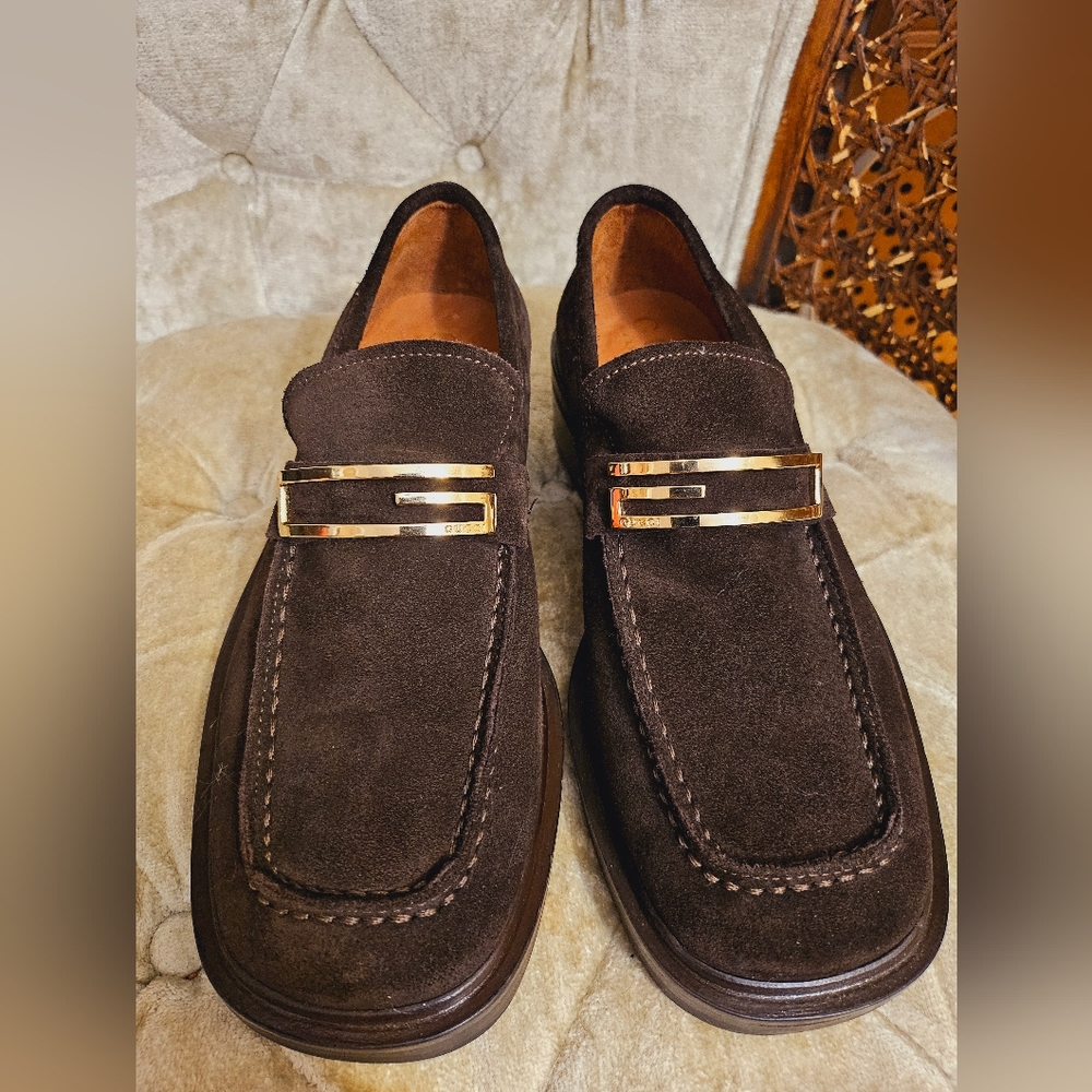 Authentic Gucci Suede leather loafers - Picture 1 of 12